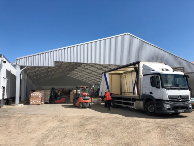 Lauralu Industrial canopies for loading bays and storage areas